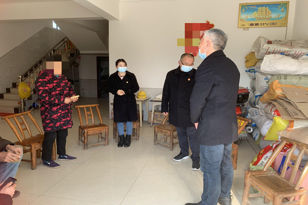 探望被告人家属.jpg