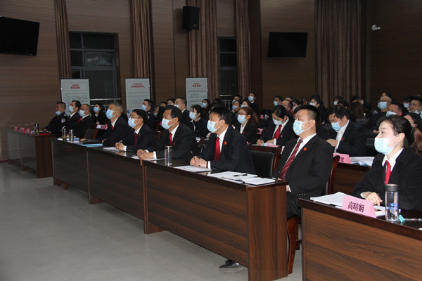 观看警示教育片2_副本.jpg