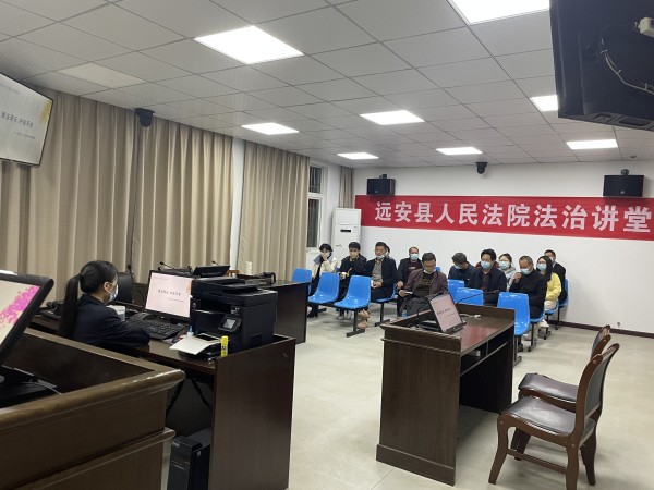 洋坪人民法庭法治夜校开讲_副本.jpg