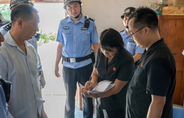 执行专项行动现场，已修改尺寸.jpg