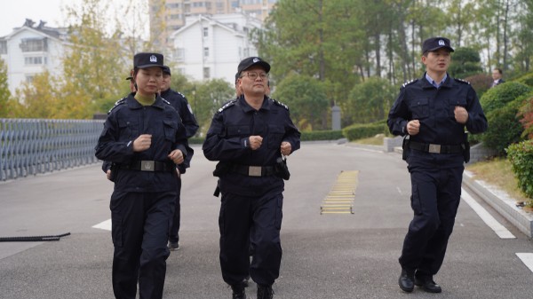 拉练长跑_副本.jpg